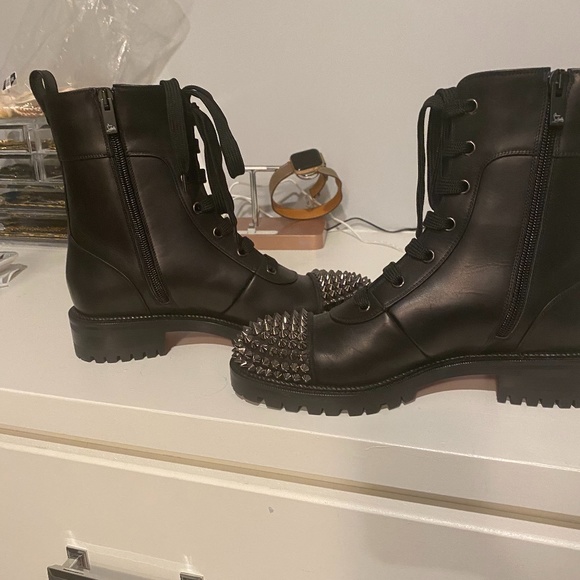 Christian Louboutin Spiked toe combat boots - Picture 4 of 7